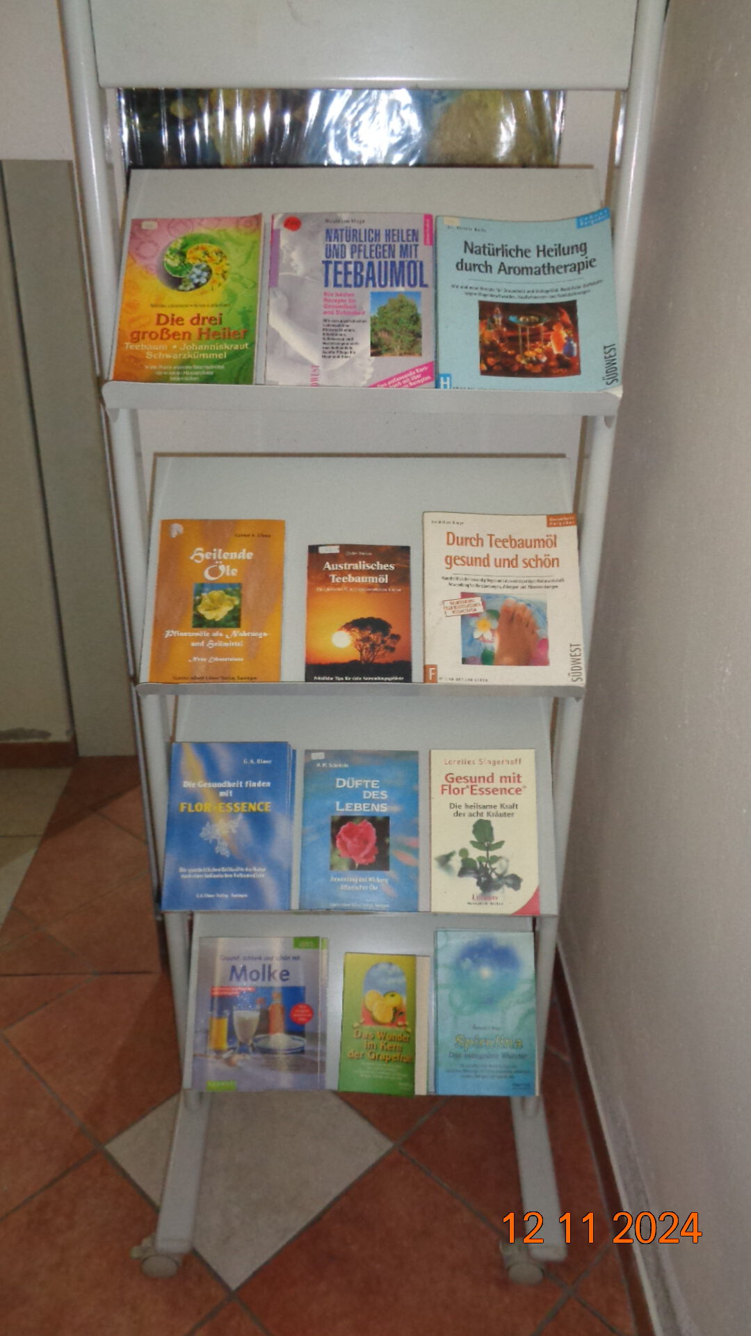 Diverse Sachbücher über Naturheilmittel